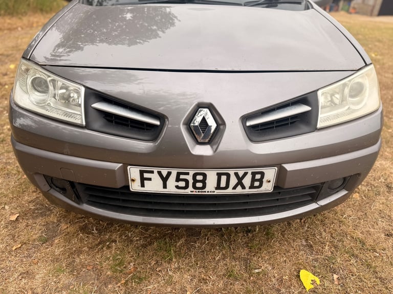 2009 MEGANE - 83,000 LOW MILES 