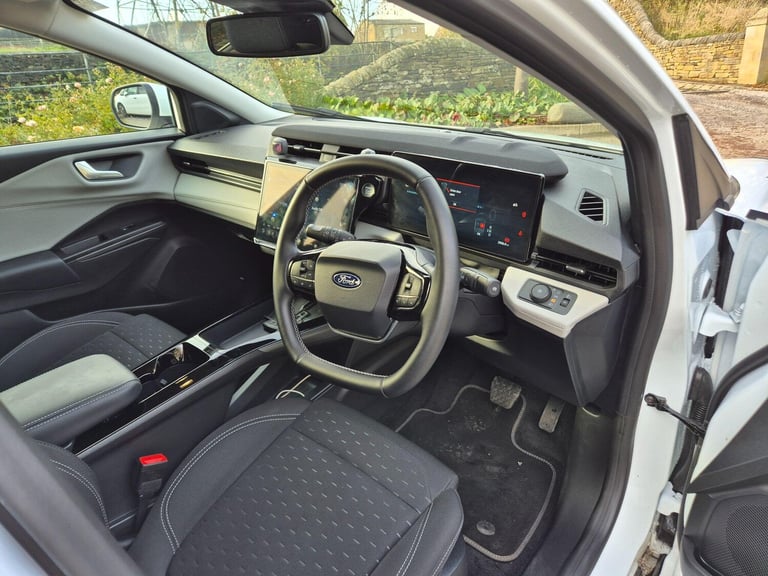 2025 Ford Puma Gen-E Standard Range 43kWh Select Auto 5dr HATCHBACK Electric Automatic