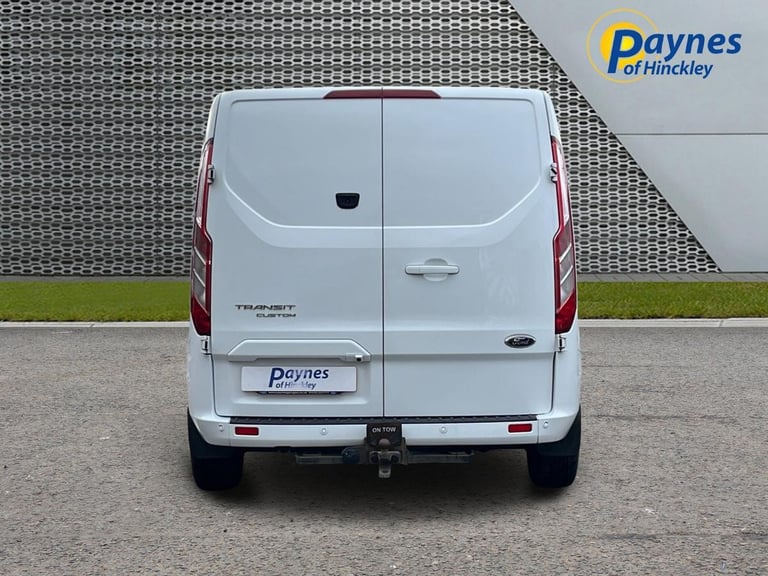 2022 Ford Transit Custom Double Cab in Van Limited 2.0L 170PS AUTO Frozen White