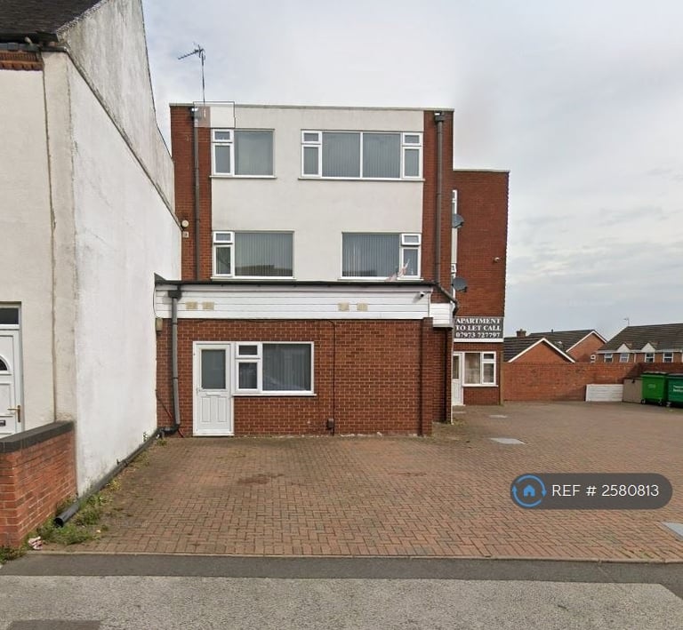 image for Studio flat in Croft Road, Nuneaton, CV10 (#2580813)