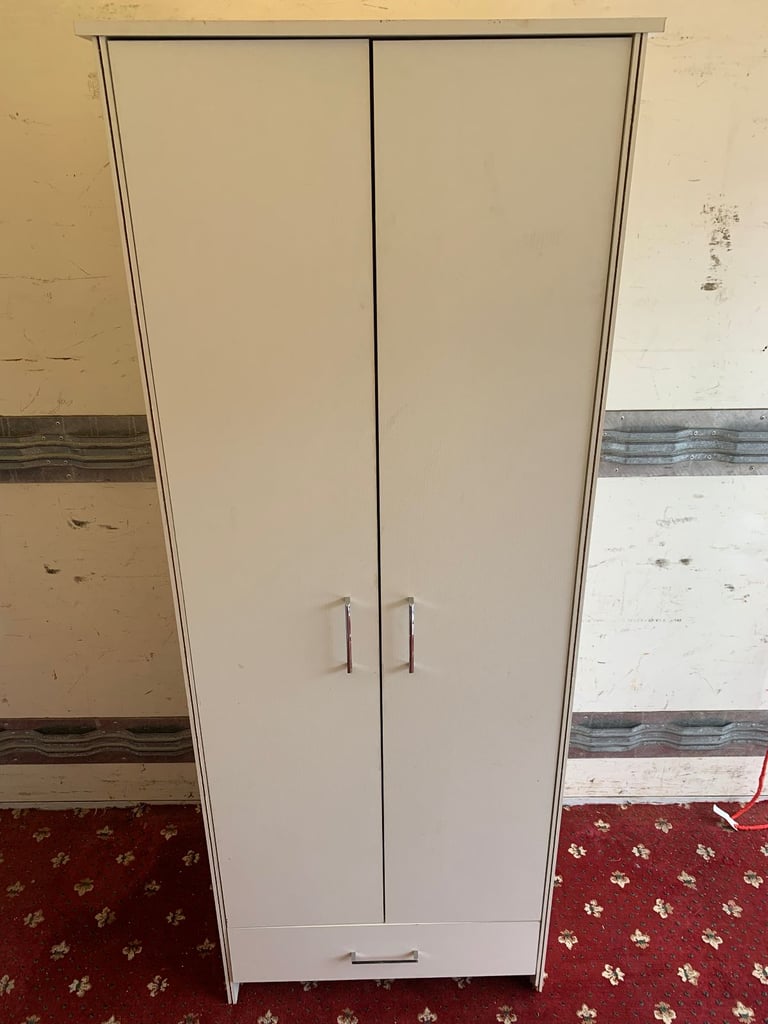 image for White wardrobe with drawer at the bottom can deliver locally