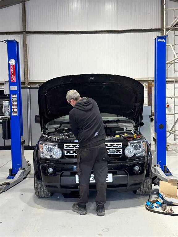 2022 Land Rover Range Rover Sport 3.0 D300 MHEV HSE Dynamic Black SUV 5dr Diesel Auto 4WD Euro 6 ...