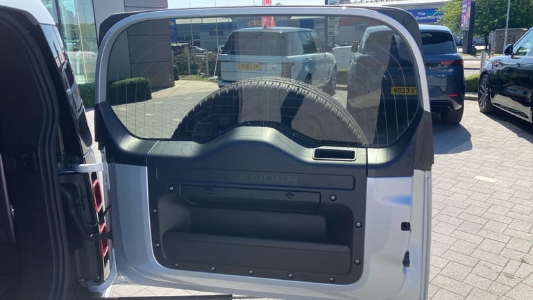2022 Land Rover Defender 3.0 D250 XS Edition 110 5dr Auto Diesel Estate Estate Diesel Automatic