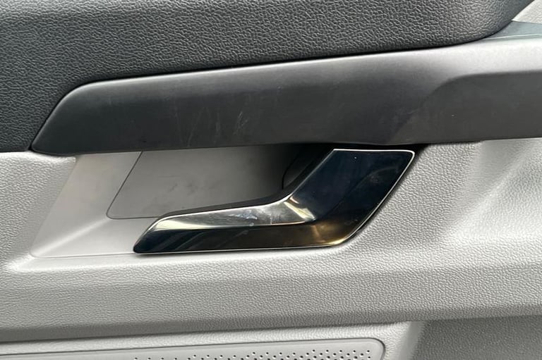 2025 Ford Tourneo Custom 2.5 PHEV 232ps H1 Titanium 8 seater Auto MPV PETROL/ELECTRIC Automatic