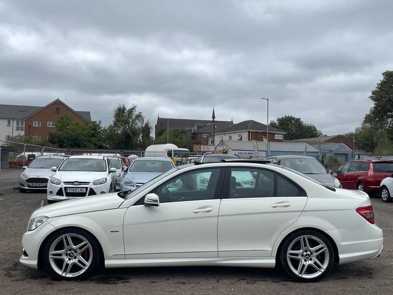 2011 MERCEDES C CLASS C220 CDI SPORT + PAN ROOF + LOW MILES + ALLOYS * 
