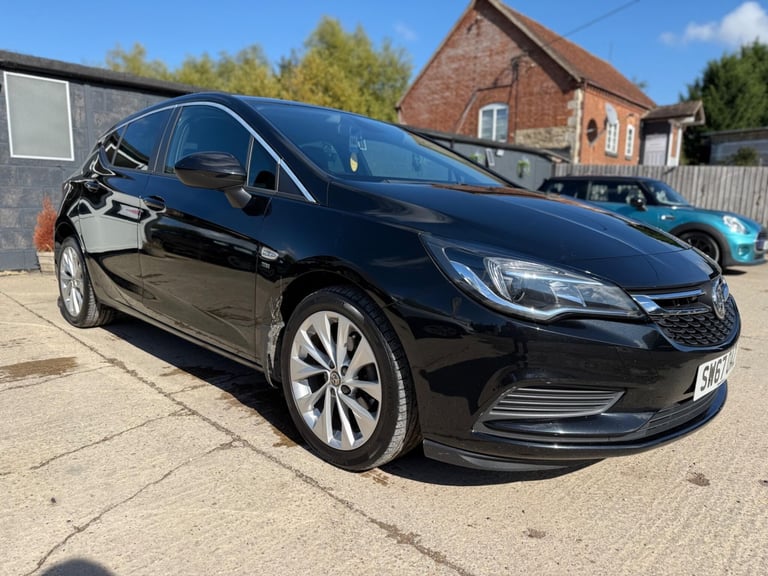image for 2018 Vauxhall Astra 1.4i Turbo SE Euro 6 5dr HATCHBACK Petrol Manual