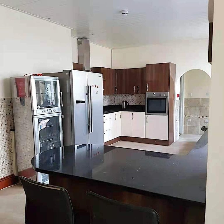 Spacious Double room, Central City, To Rent, Fully Furnished, Bills All Included, PL4