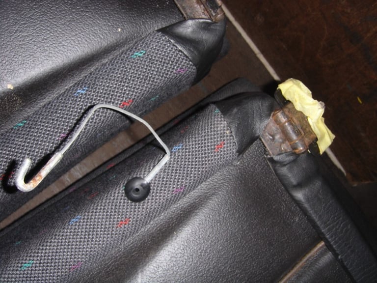 VW GOLF MK2 REAR SEATS FOLDABLE