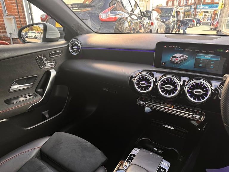 2019 Mercedes-Benz A-Class 1.3 A200 AMG Line (Premium) 7G-DCT Euro 6 (s/s) 5dr HATCHBACK Petrol A...