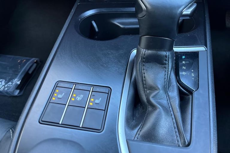 2023 Lexus UX 250h 2.0 F-Sport Design 5dr CVT ESTATE PETROL/ELECTRIC Automatic