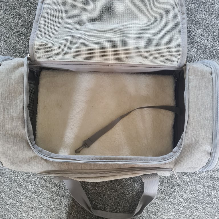 Free pet carrier 