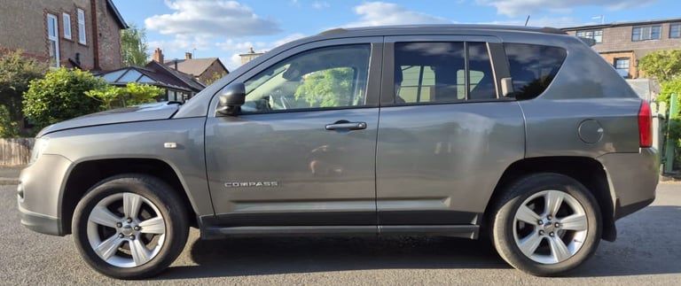Jeep Compass Sport Plus - 2.2 CRD Diesel Manual SUV 2012