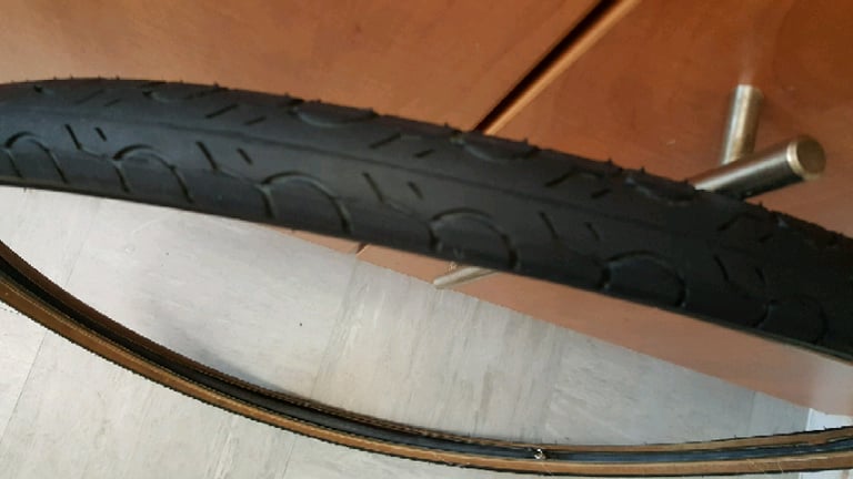 Kenda KWEST 700x38c road bike tyre