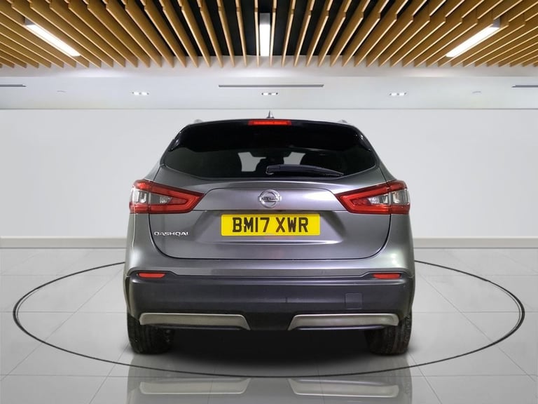 2017 Nissan Qashqai 1.2 DiG-T N-Connecta 5dr HATCHBACK PETROL Manual