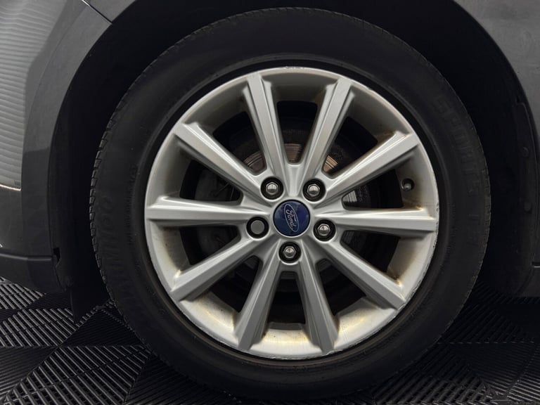 2015 Ford Focus 1.6 Titanium Powershift Euro 6 5dr ESTATE Petrol Automatic