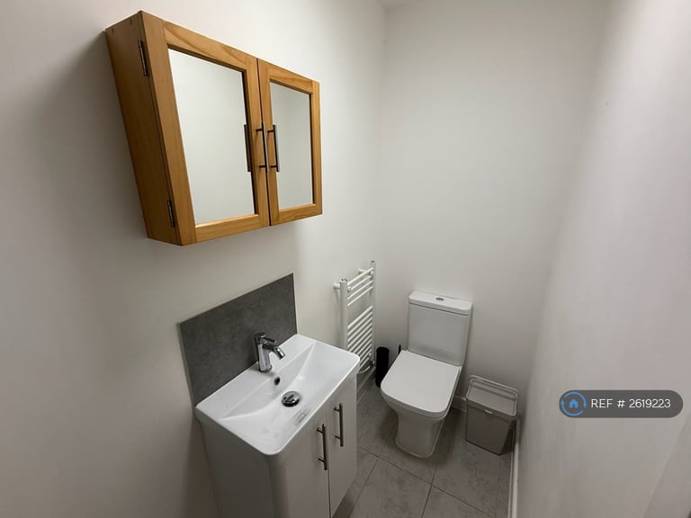 1 bedroom in Double En-Suite, Cambridge, CB4 (#2619223)