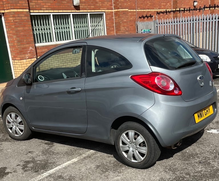 Ford, KA, Hatchback, 2011, Manual, 1242 (cc), 3 doors