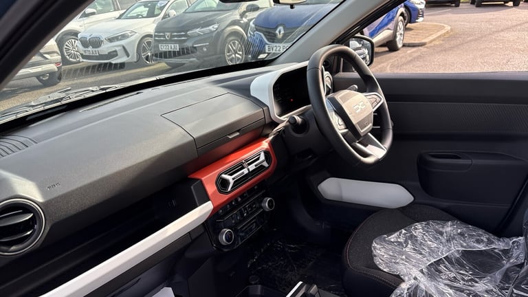 2025 Dacia Spring 27kWh Expression 65 48kW 5dr Auto Electric Hatchback Hatchback Electric Automatic