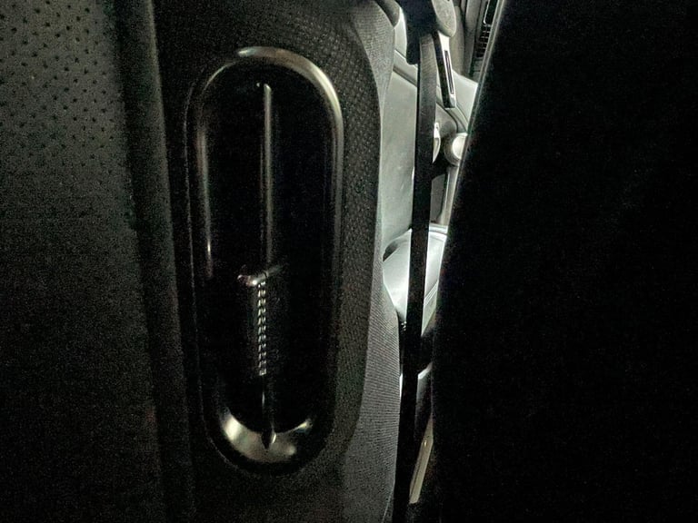 2022 Genesis GV60 77.4kWh Premium Auto 5dr MPV Electric Automatic