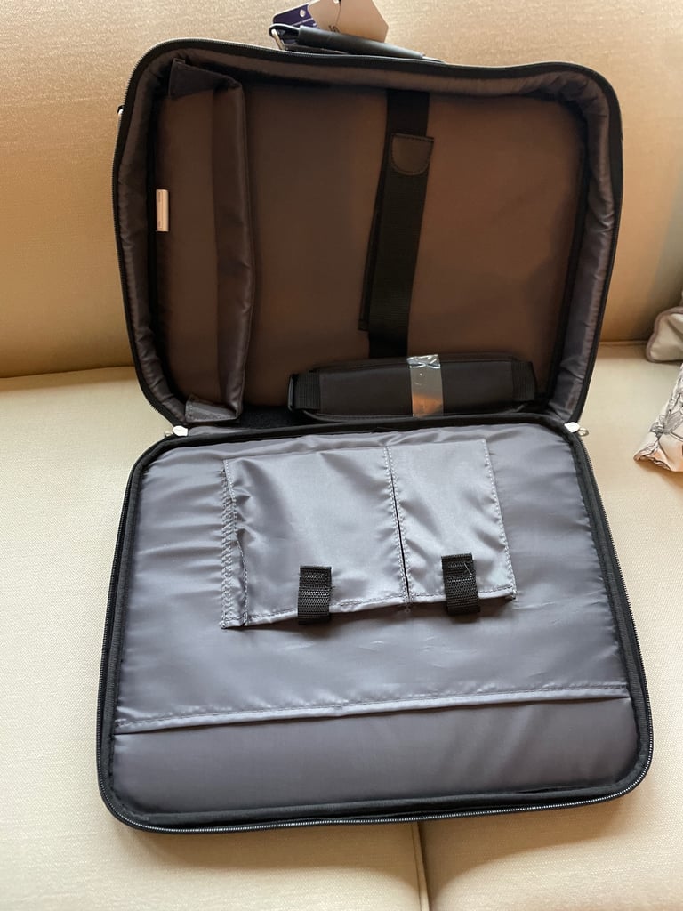 Laptop bag 