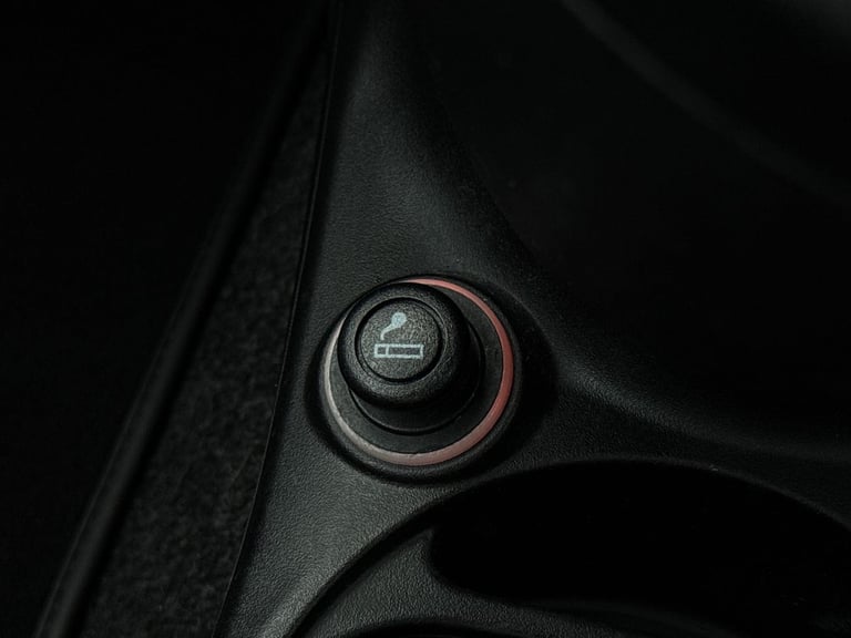 2018 Abarth 595 1.4 T-Jet 145 3dr HATCHBACK PETROL Manual