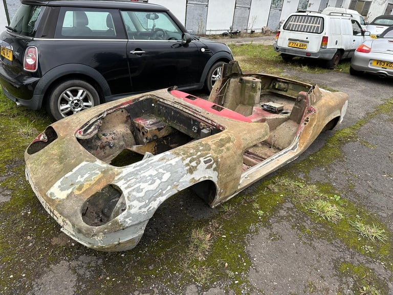 Lotus Elan S4 FHC Bodyshell £1995