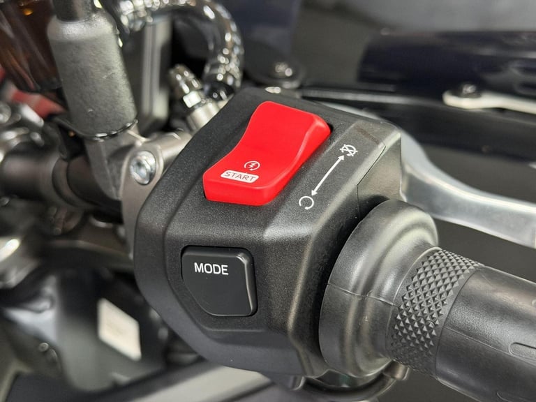 2024 Yamaha MT-09 900 Hyper-naked Euro 5