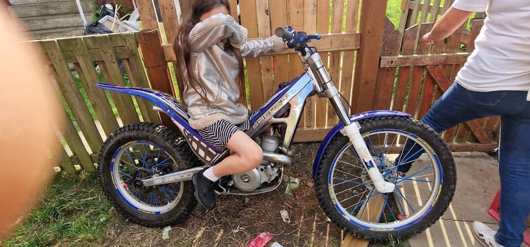 image for 2004 trials 290cc sherco 
