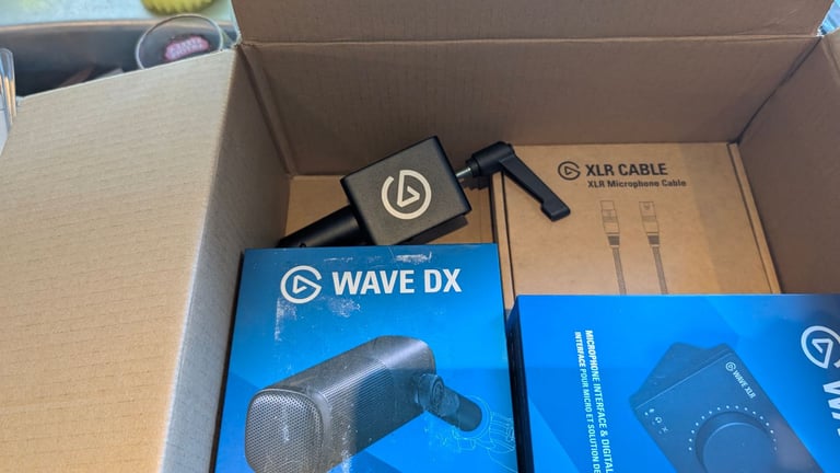 Elgato wave streaming equipment complete set 