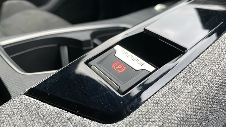 2024 Peugeot 3008 73kWh GT SUV 5dr Electric Auto (210 ps) SUV Electric Automatic