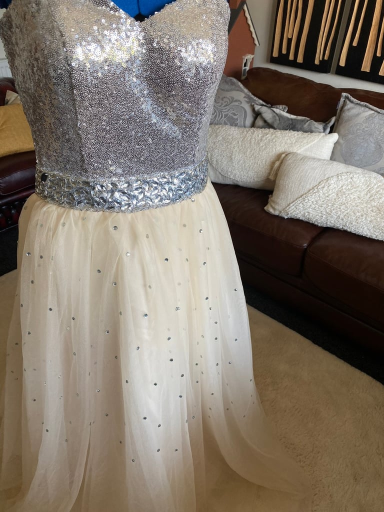 prom dress size small (8-10) new
