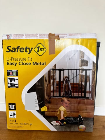 Smyths Toys Noma Pressure Fit Gate New Safety 1st U Pressure Fit