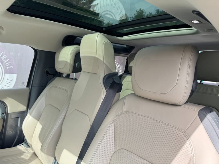 2021 Land Rover Defender 2.0 P300 HSE 90 3dr Auto [6 Seat] Estate Petrol Automatic