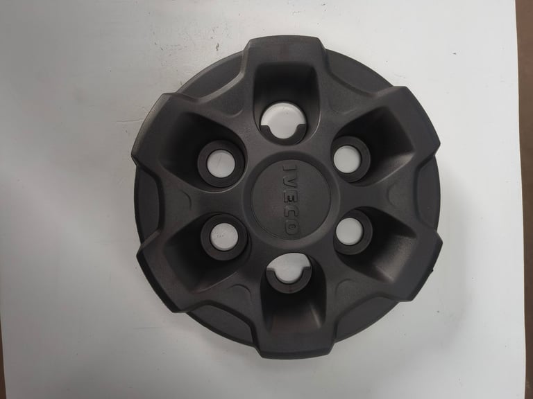 Iveco Daily Wheel Hubs x 3 5801A804147 (SEE DESCRIPTION ABOUT PART NUMBER)