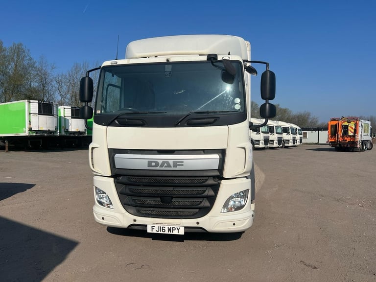 DAF TRUCKS CF250  18 TONNE FRIDGE WITH COLUMN TAIL LIFT CHOICE