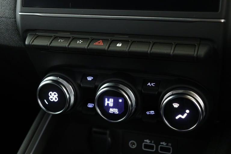 2025 Renault Clio 1.6 E-TECH full hybrid 145 Techno 5dr Auto HATCHBACK PETROL/ELECTRIC Automatic