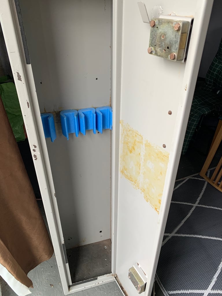 image for Metal cabinet 