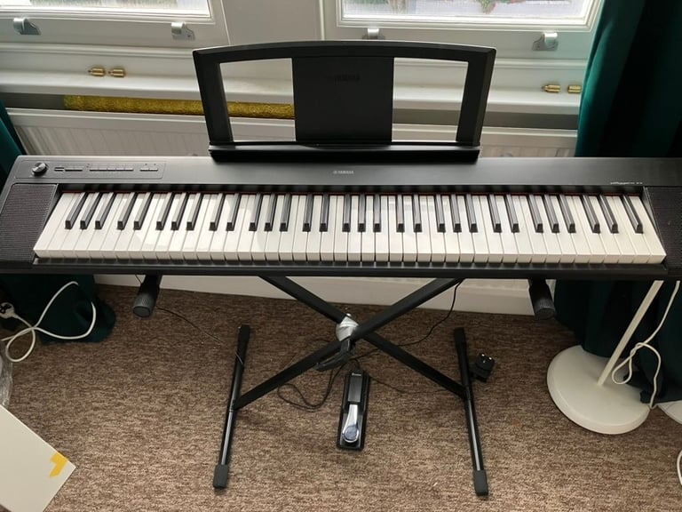 Yamaha NP-32 Electric Piano