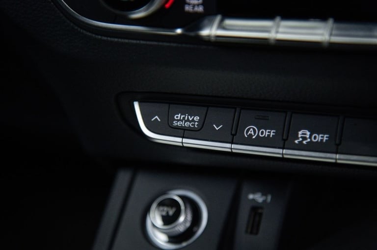 2019 Audi Q5 45 TFSI Quattro S Line 5dr S Tronic ESTATE PETROL Automatic