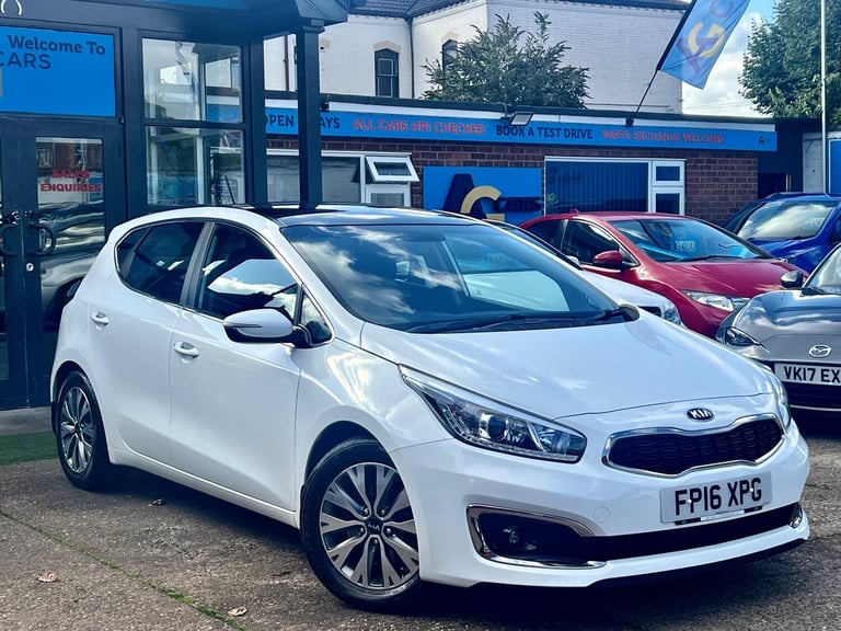 image for  Kia Ceed 1.6 CRDi 3 Hatchback 5dr Diesel Manual Euro 6 (s/s) (134 bhp) Diesel Manual