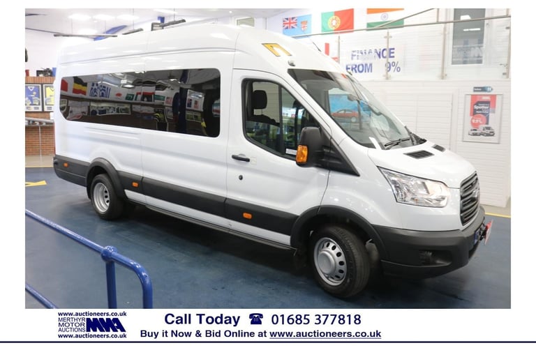 2018 - 68 - FORD TRANSIT T460 TREND 2.2TDCI ECONETICTECH 125PS 17 SEAT MINIBUS