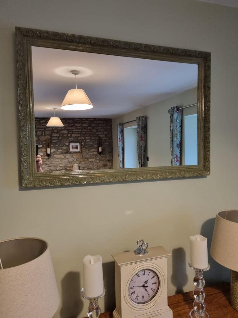 image for very good condition mirror