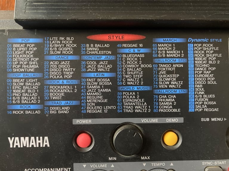 Yamaha PSR-220 Digital Keyboard - Fully Working with Power Adaptor - Good Condition