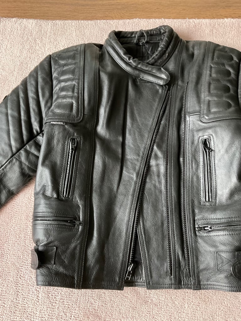 Genuine Leather Ladies motorcycle jacket 