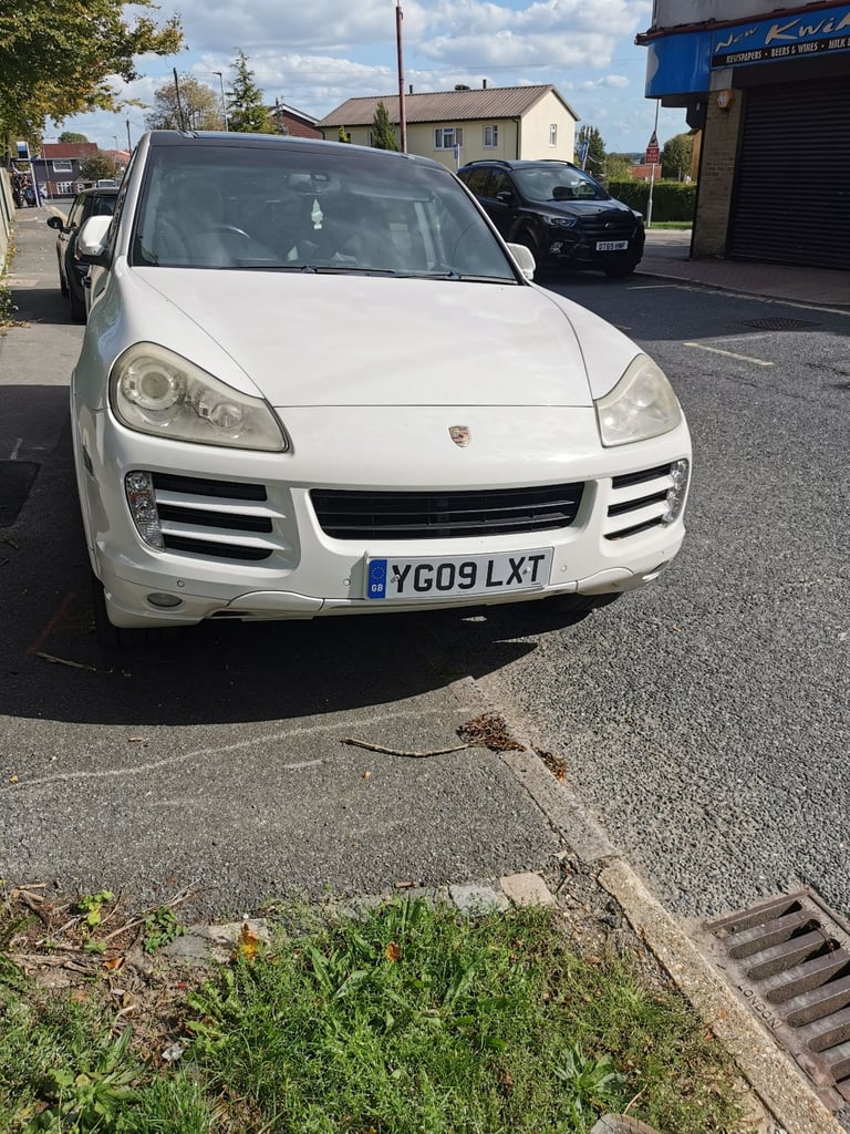 Porsche, CAYENNE, Estate, 2009, Semi-Auto, 2967 (cc), 5 doors