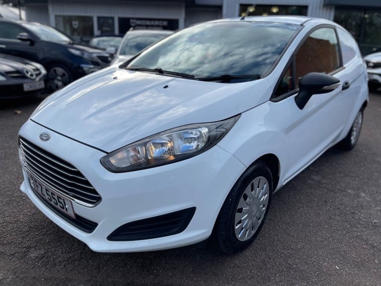 2014 Ford Fiesta Van 1.6 TDCi ECOnetic II Panel Van 3dr Diesel Manual (87 g/km, 94 bhp) CAR DERIV...