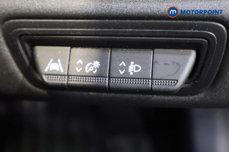 2022 Renault Captur 1.6 E-TECH Hybrid 145 Iconic Edition 5dr Auto SUV Hybrid Automatic