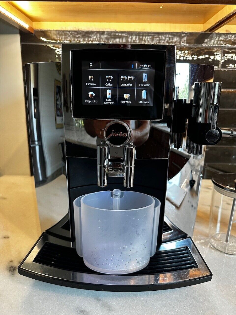 Jura S8 Multifunction Automatic Coffee & Espresso Machine TUVcertified