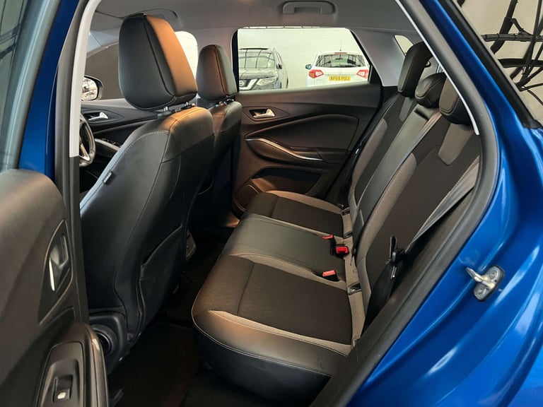 2018 Vauxhall Grandland X 1.5 Grandland X Sport Nav TD S/S Auto 5dr SUV Diesel Automatic