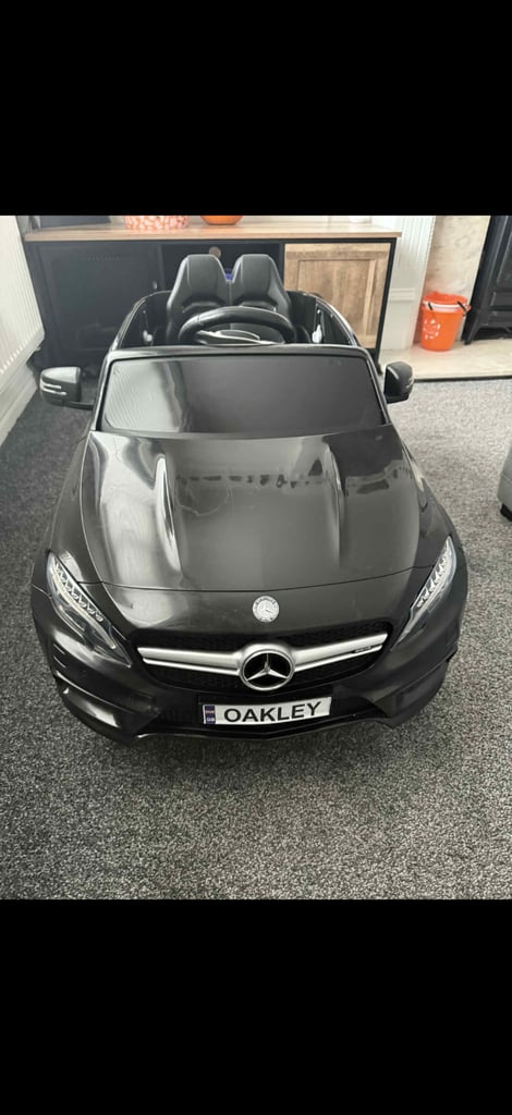 Ride on Mercedes GLA 45 